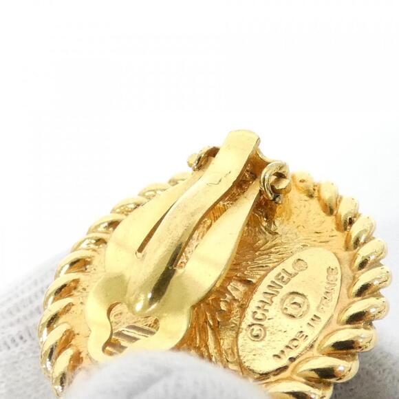 CHANEL Green Earrings - Picture 4 of 6